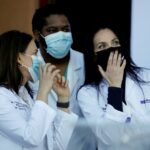 Suman 114,298 decesos por COVID-19 en México