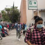 AMLO defiende su encuesta en la que sacó calificación de 6.7