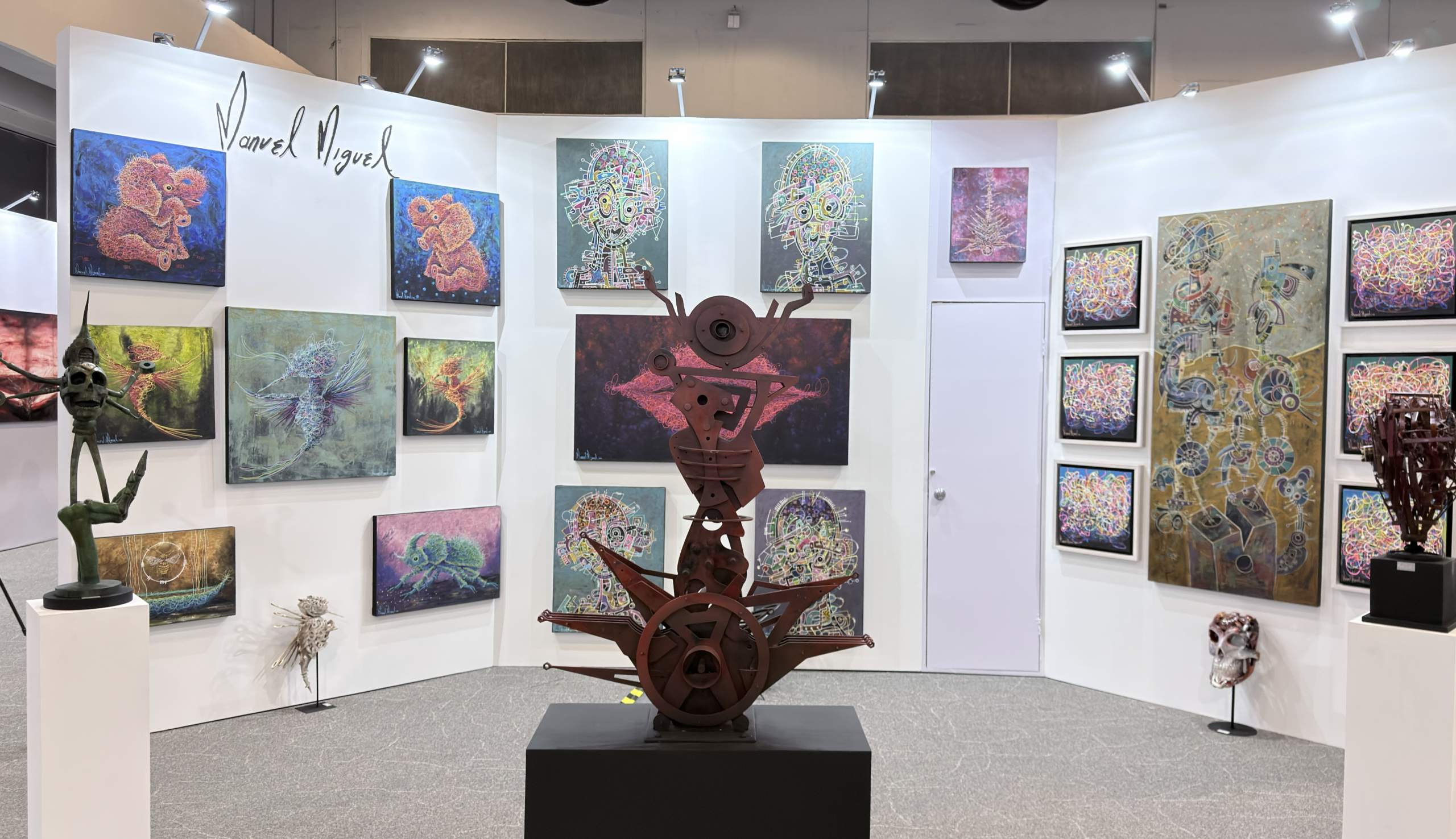 Conoce a Manuel Miguel, el artista oaxaqueño que teje la vida a través del color